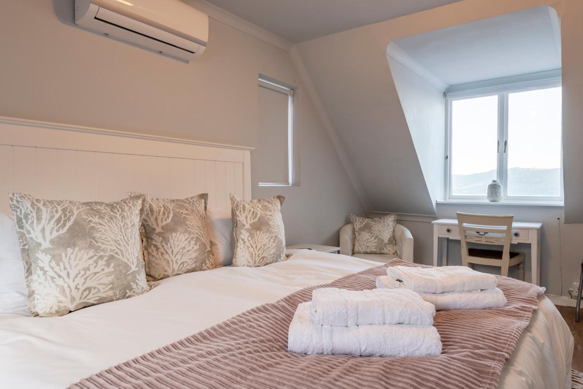 6 On Protea Bed & Breakfast Knysna Bagian luar foto