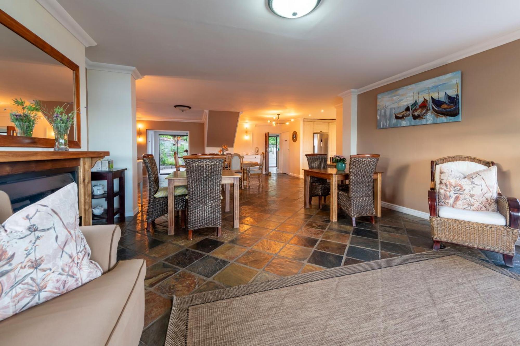 6 On Protea Bed & Breakfast Knysna Bagian luar foto