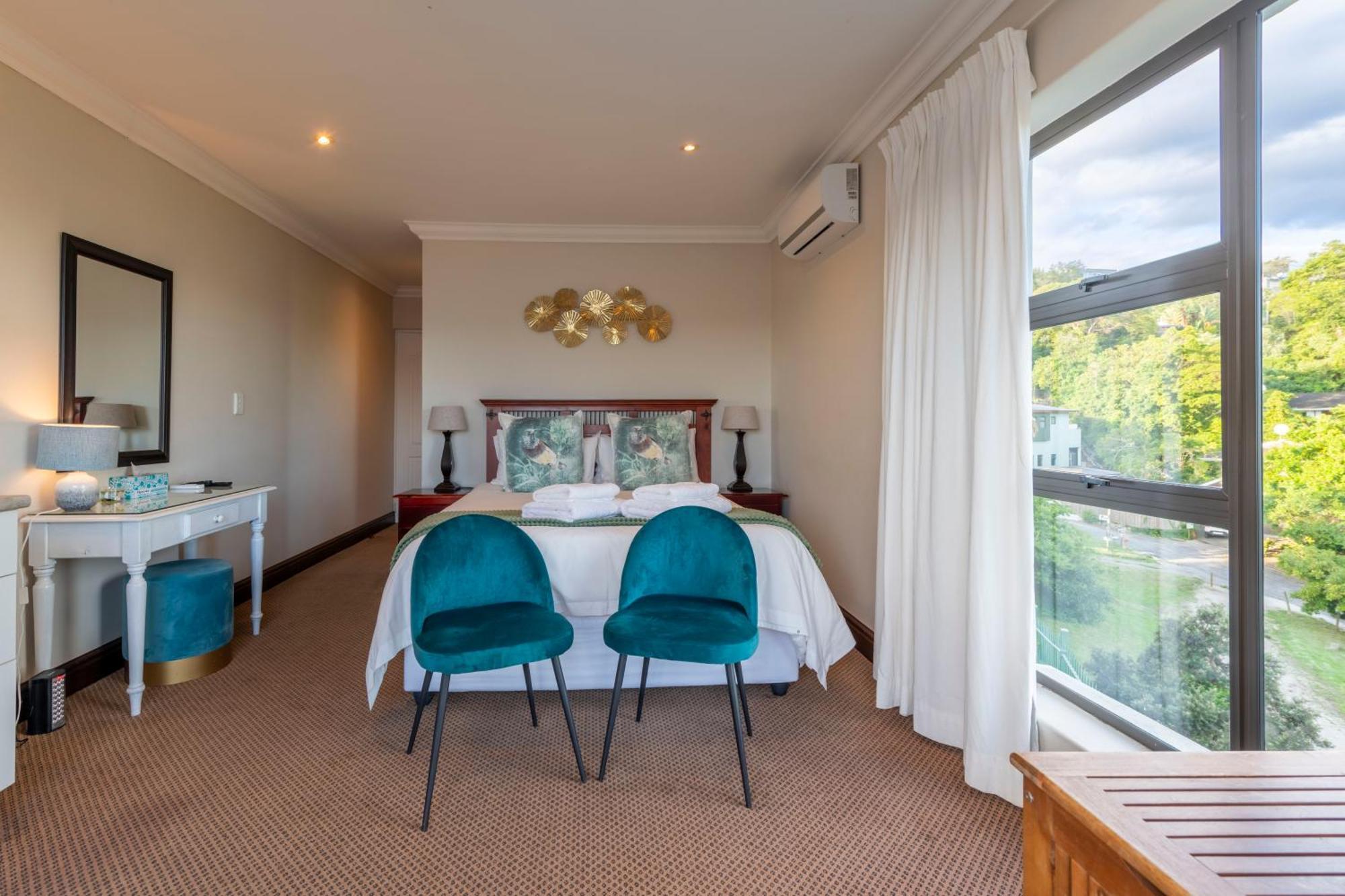 6 On Protea Bed & Breakfast Knysna Bagian luar foto