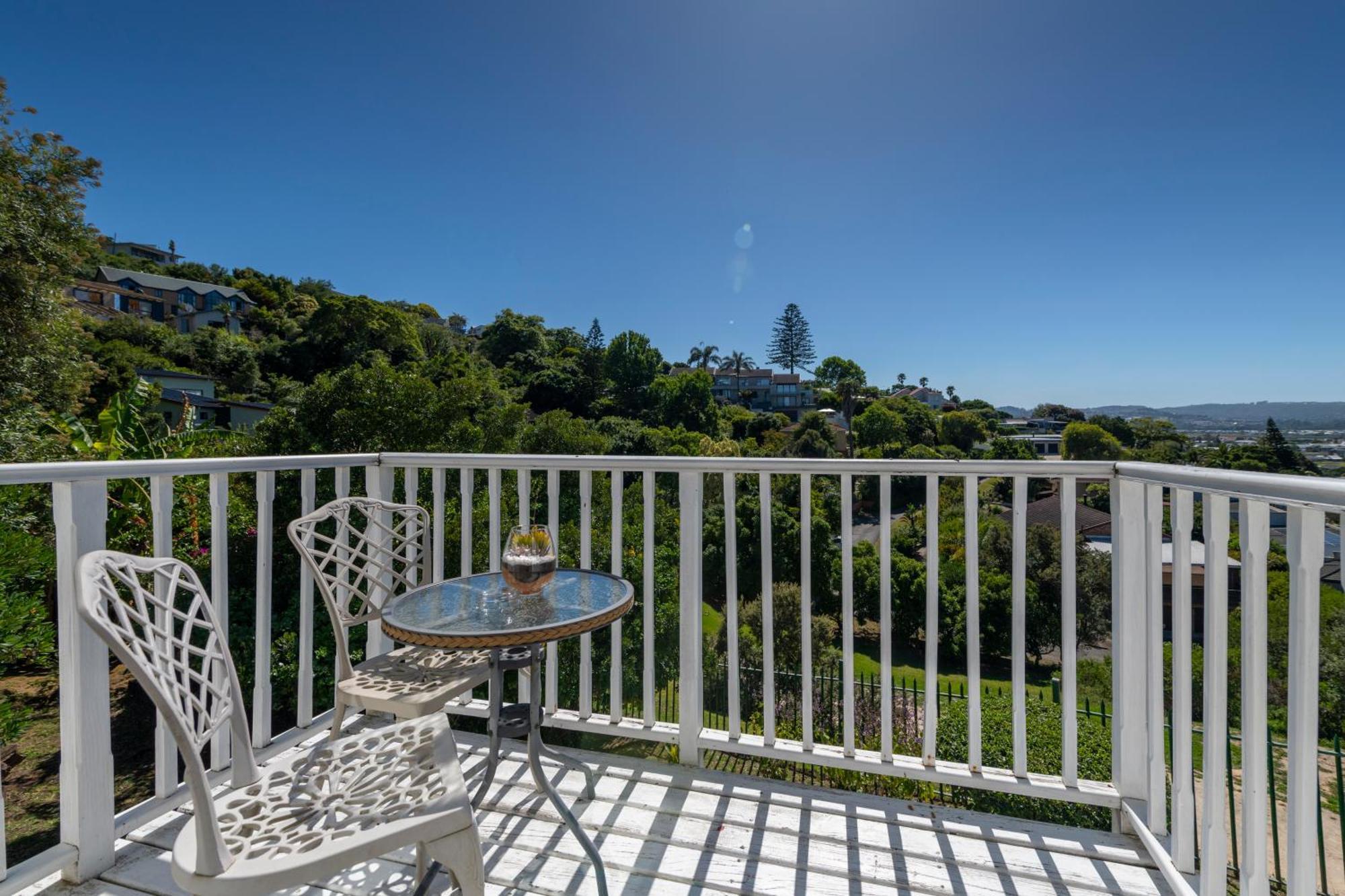 6 On Protea Bed & Breakfast Knysna Ruang foto